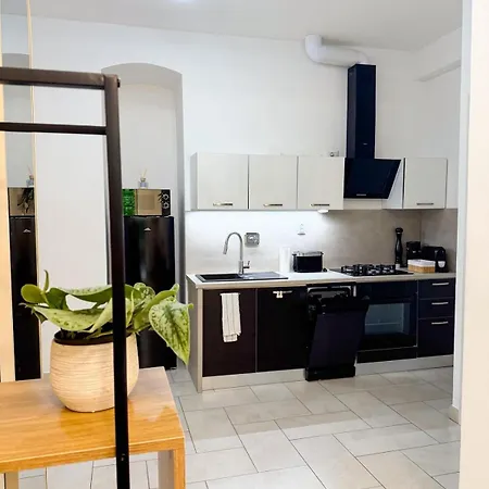 Cozy Steps From Wenceslas Square Apartment Prague